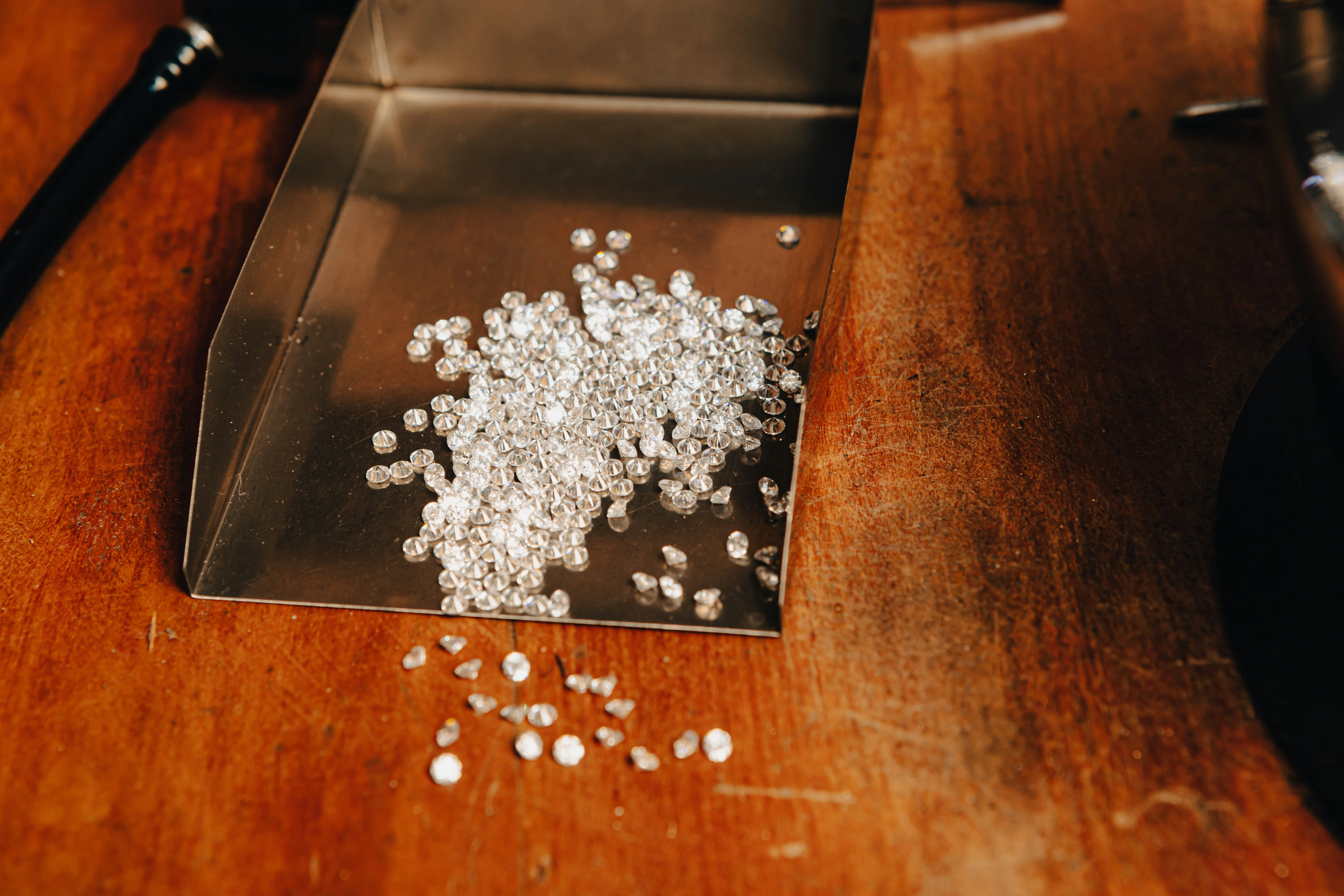 Diamond Buying Guide: Understanding the 4Cs Before You Buy